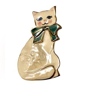 Vintage Cat Brooch Porcelain Ceramic artisan made